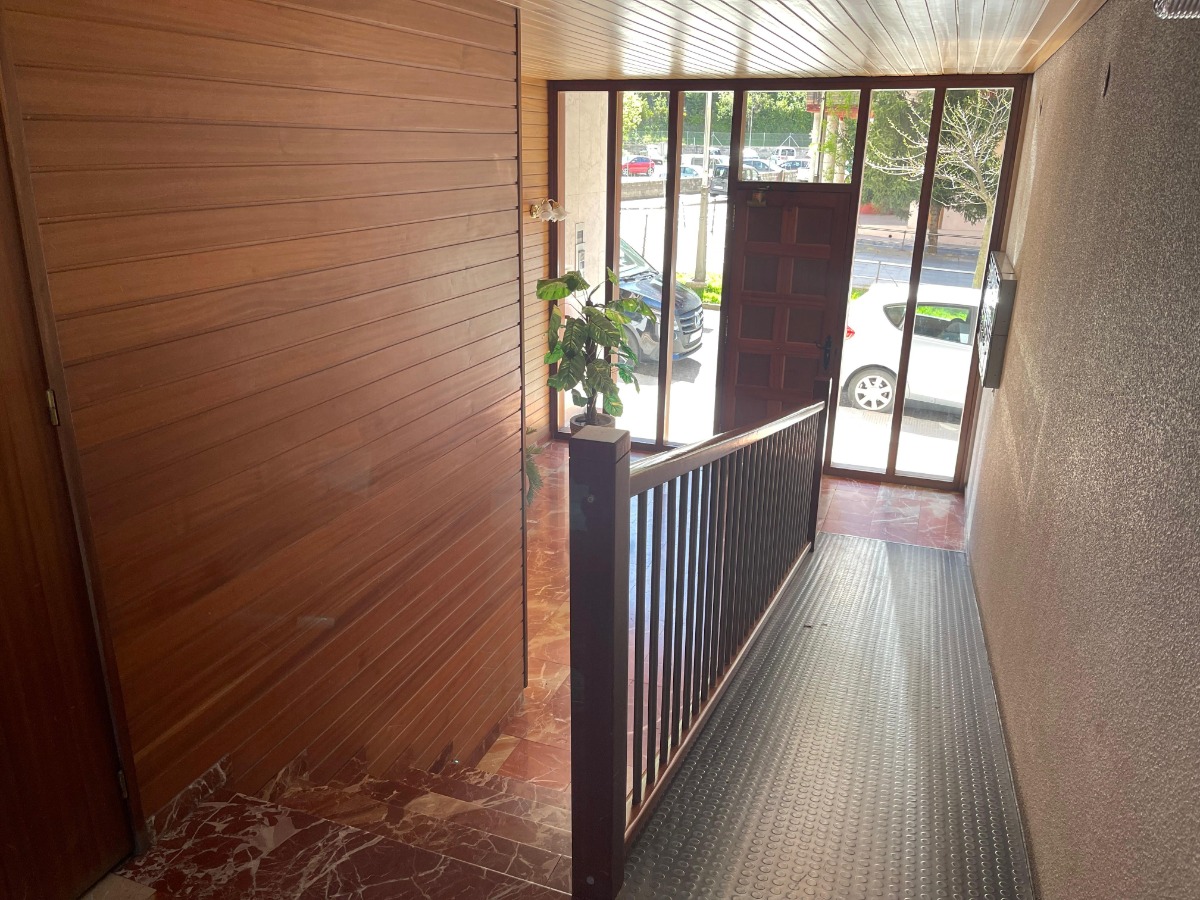 Imagen piso entrada.jpeg